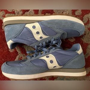 Super Comfy Periwinkle Saucony Jazz Size 11